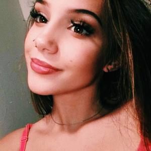 Meet your Posher, Anya